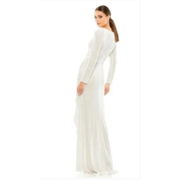 MAC DUGGAL Dress Size 12 Evening Gown Sequin Long Sleeve NEW White V Neck - Picture 2 of 9